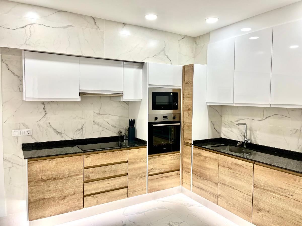 Cathedral Boutique Apartment Lugo Luaran gambar